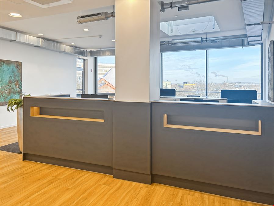 Regus - Globe