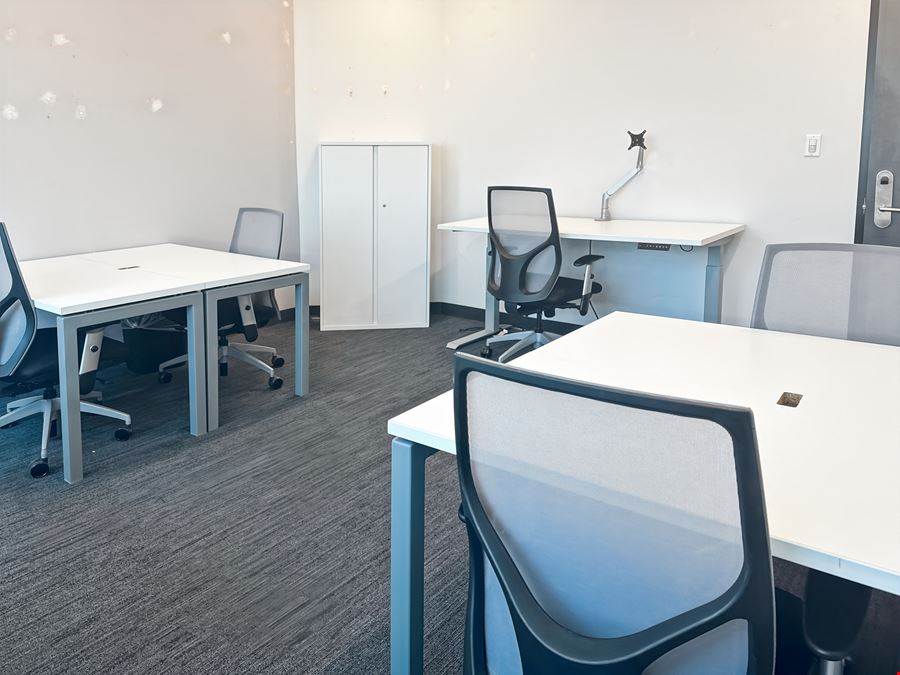 LA, New Orleans - Place St. Charles