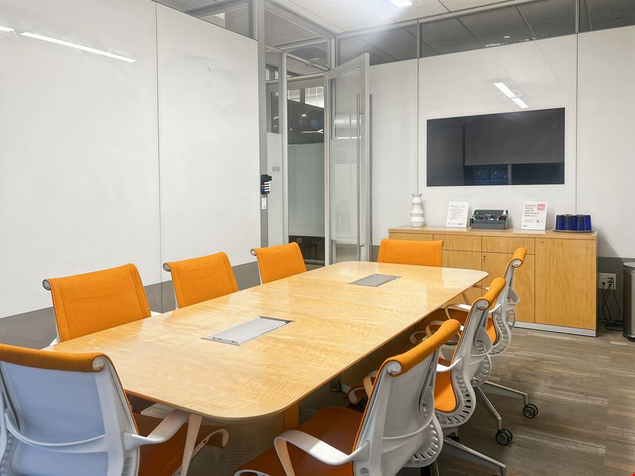 Regus - Louisville - East Witherspoon St