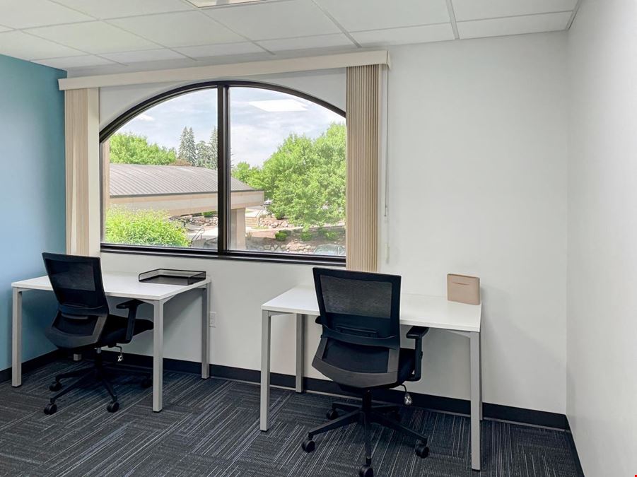 MI, Saginaw - Fashion Square Blvd