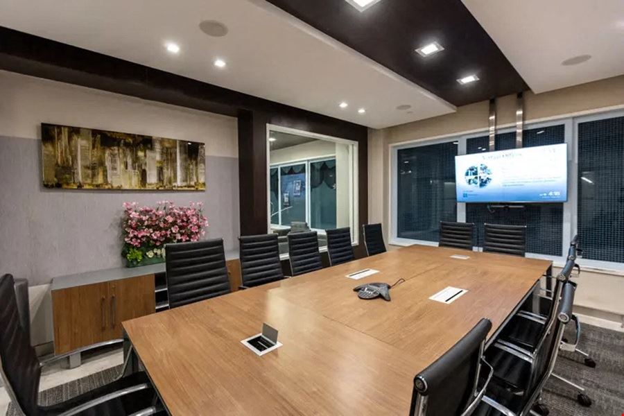 3rd Floor Meeting Room