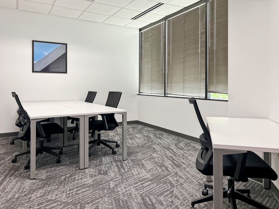 CA, Sacramento - 8880 Cal Center Drive