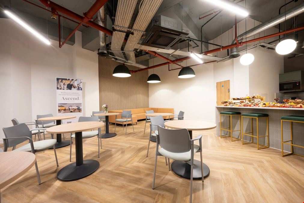 Regus - Chatham Pentagon