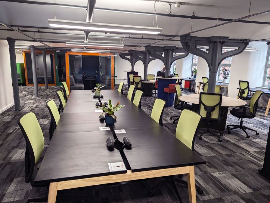 Generator - Royal Mills