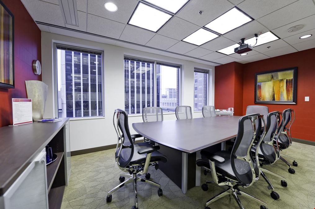 IA, Des Moines - Hub Tower