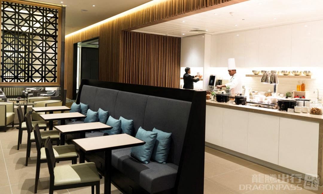 Plaza Premium Lounge Heathrow Airport Terminal 2