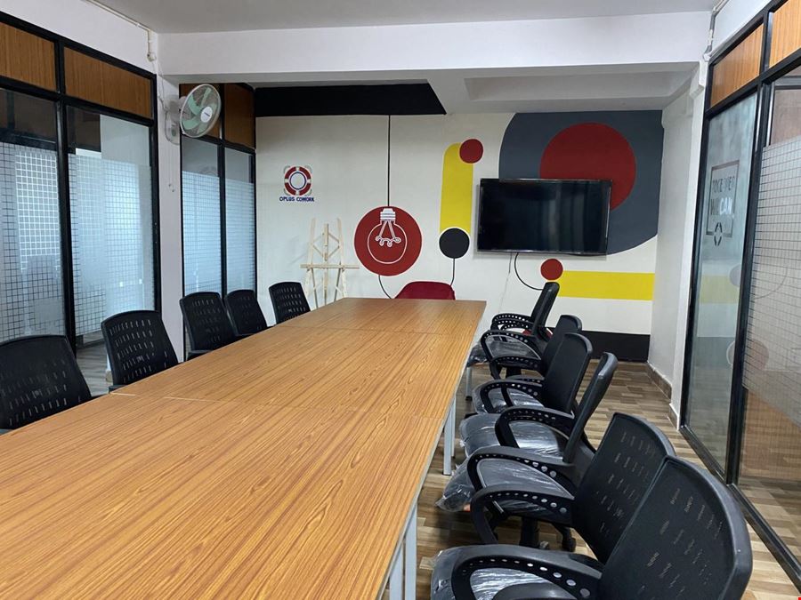 Oplus Coworking Space - Patna