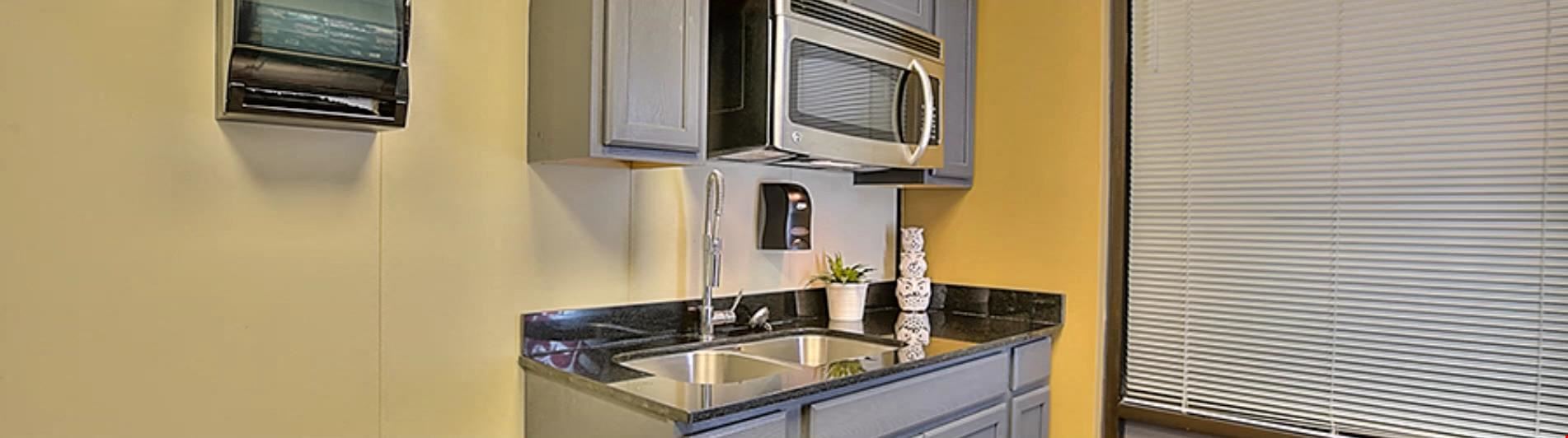 3321 Platinum Suites