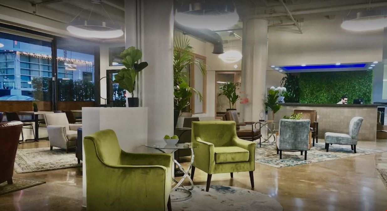 W Suites @ 1001 Wilshire