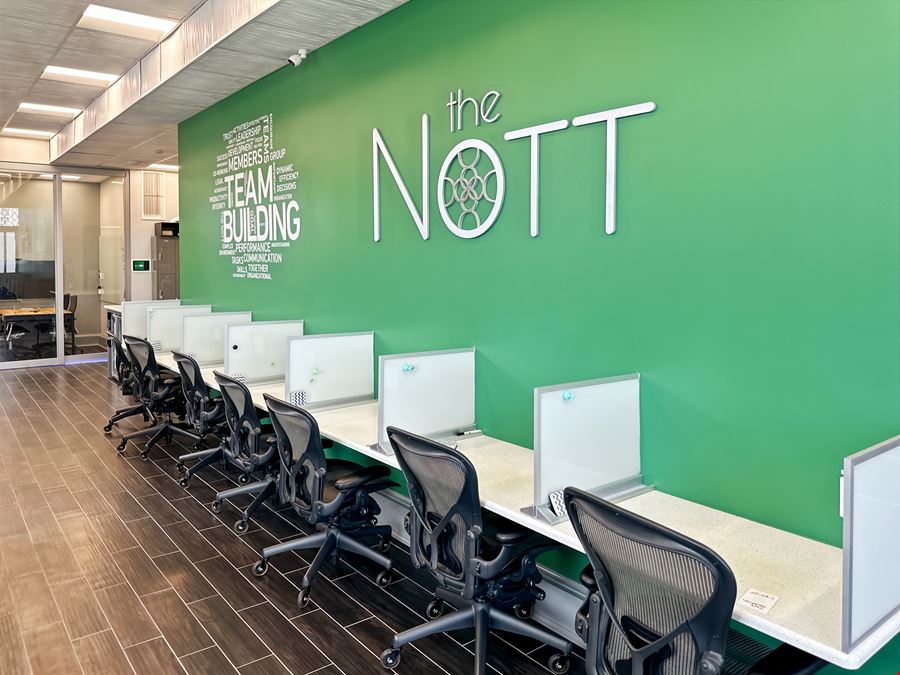 MI, Grosse Pointe Park - Mack Ave