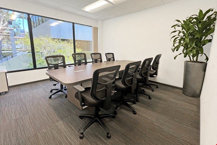 8 Person Room - 110 -2nd Flr