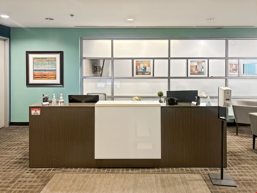 CA, Chula Vista - Gateway Chula Vista