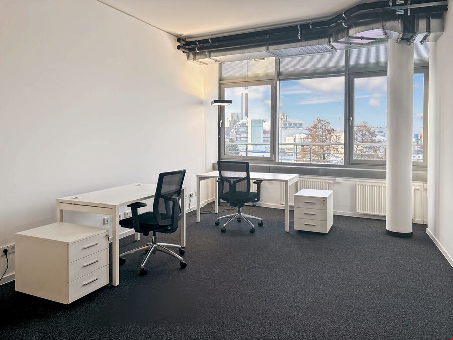 Regus - Globe