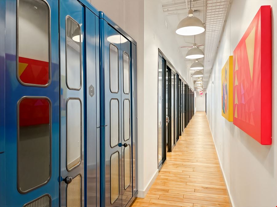 MN, Minneapolis - Lagoon Ave