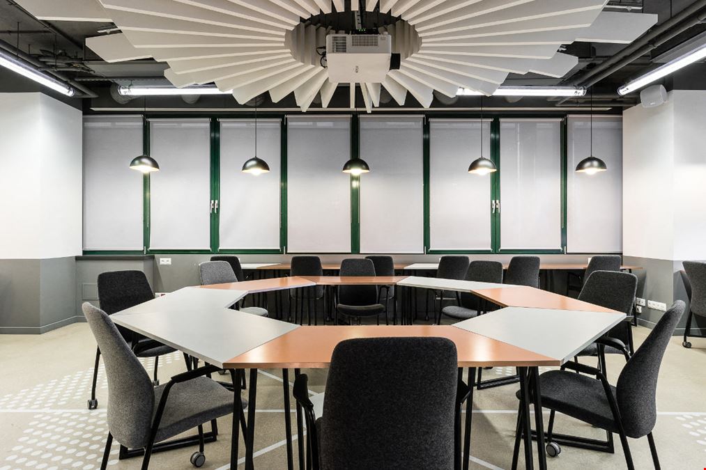 Brain Embassy Jerozolimskie