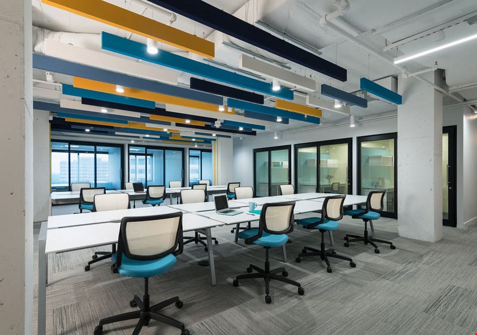 Metro Offices - Tysons