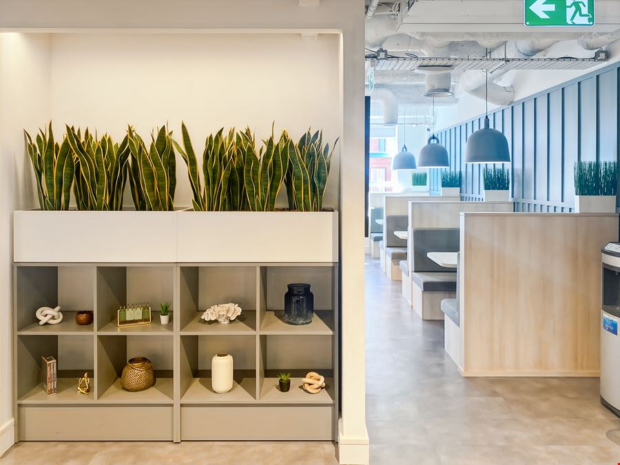 Regus - Great Victoria Street