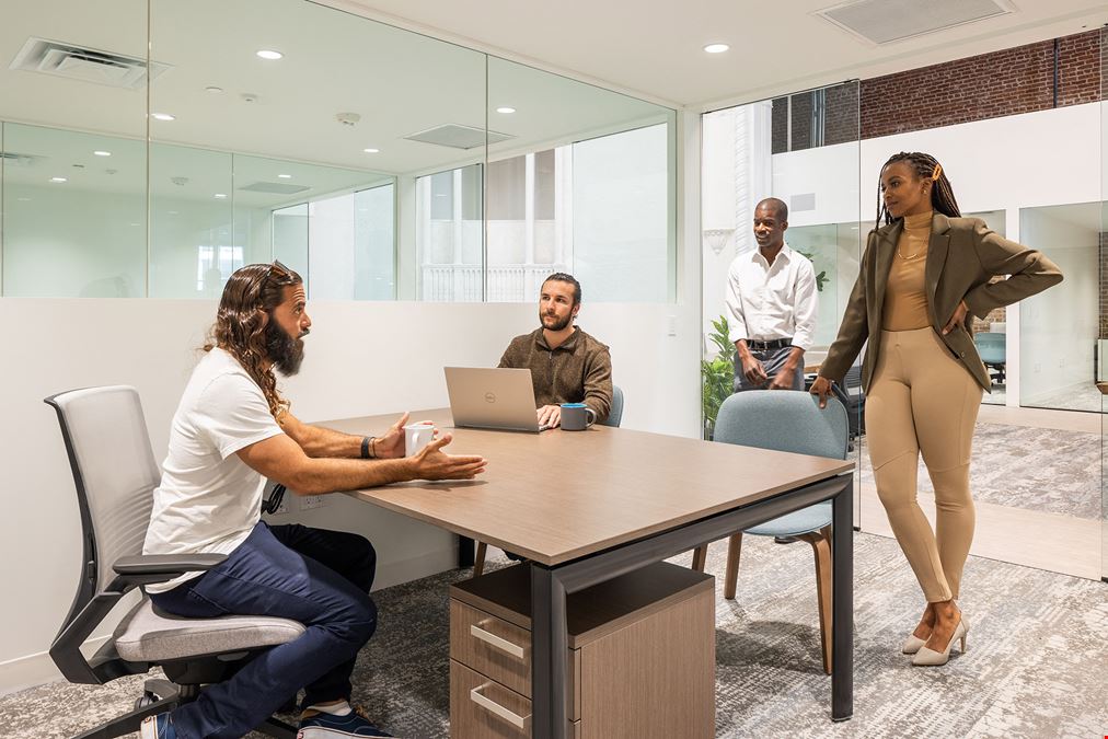 Local Collaborative Hermosa