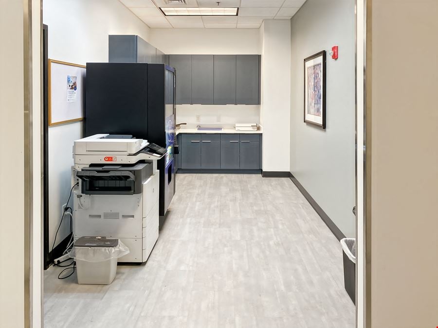 Regus - Ridgeland - Renaissance at Colony Park