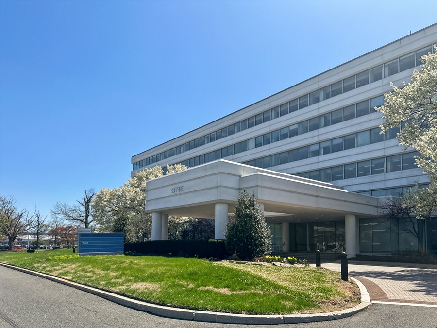 Regus - Philadelphia - International Plaza