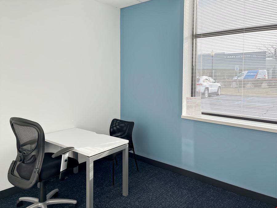 HQ - Novi - Grand River Ave