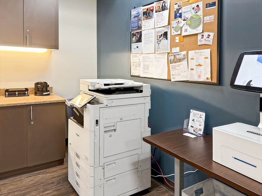 Regus - Bowie - Melford Plaza