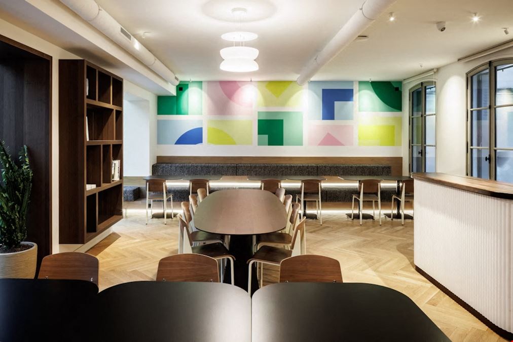 Deskeo - Paris 8 Rome - Saint-Lazarus