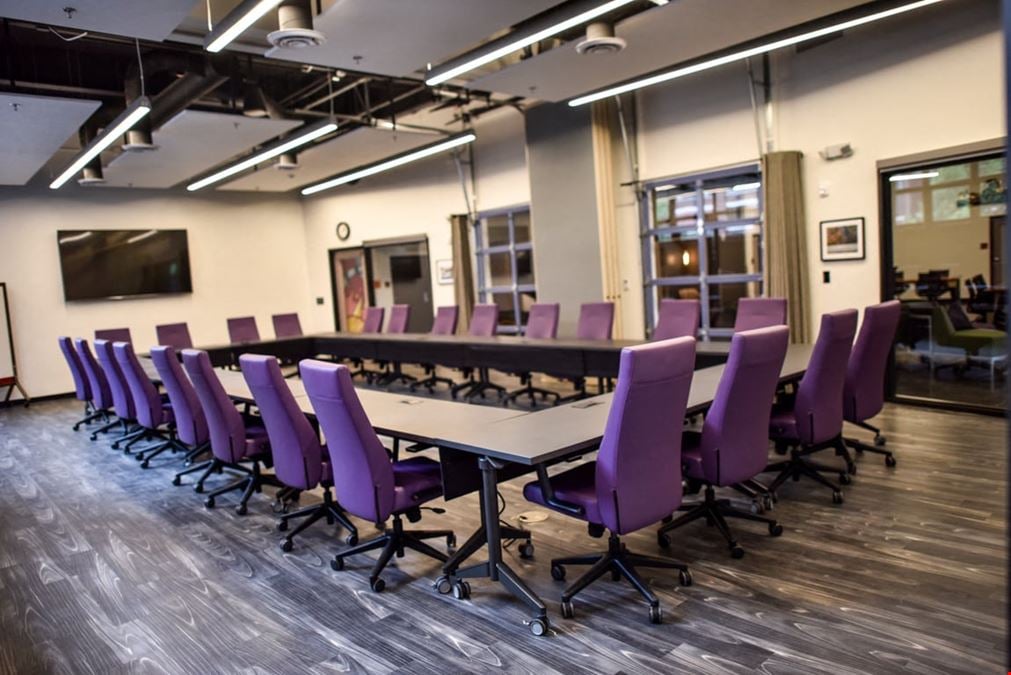Crooked River Conference Room