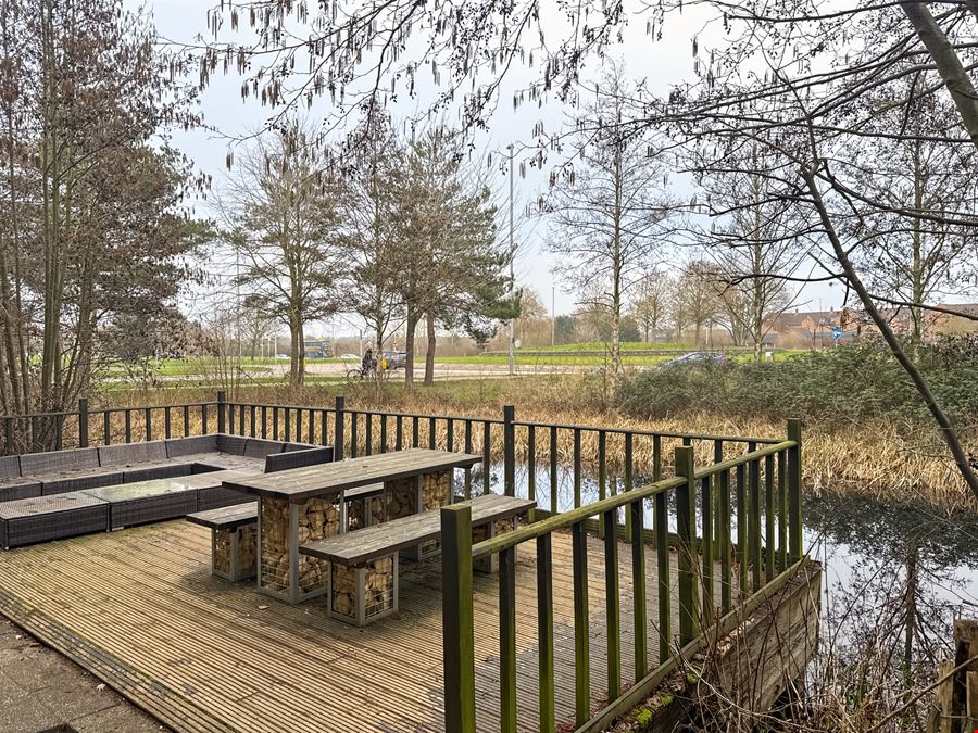 Regus - Cambourne