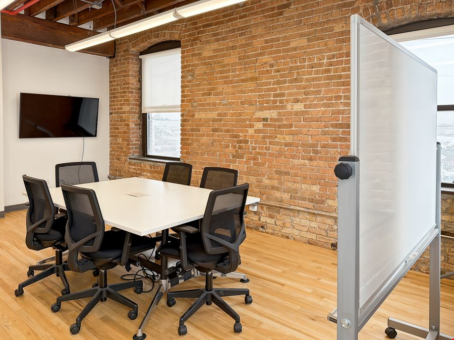 Regus - Chicago - Goose Island