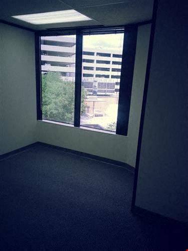 7322-7324 Southwest Freeway