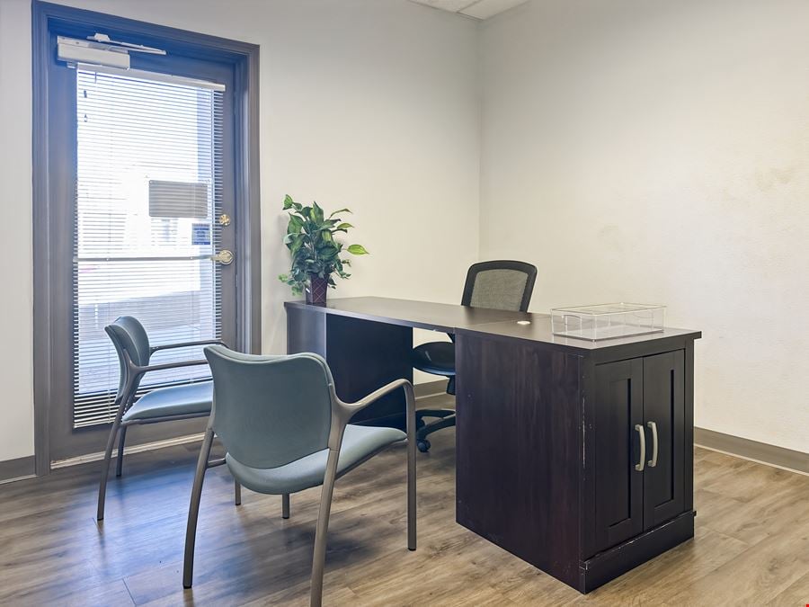 Regus - Albuquerque - Riverside Plaza Ln