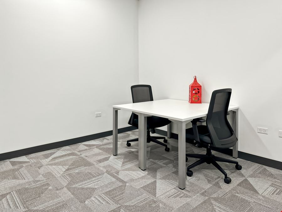 Spaces - Buffalo Grove - Busch Parkway