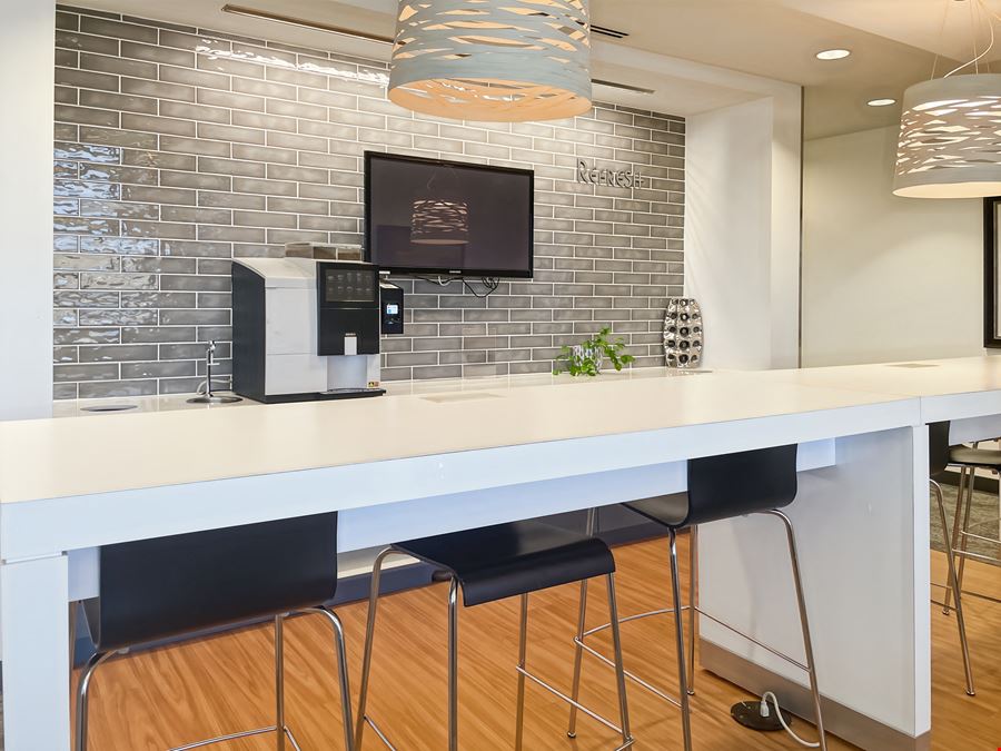 Regus - Scottsdale - Promenade Corporate Center