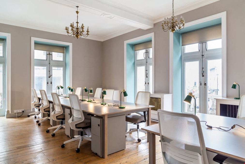 Huckletree - Public Hall