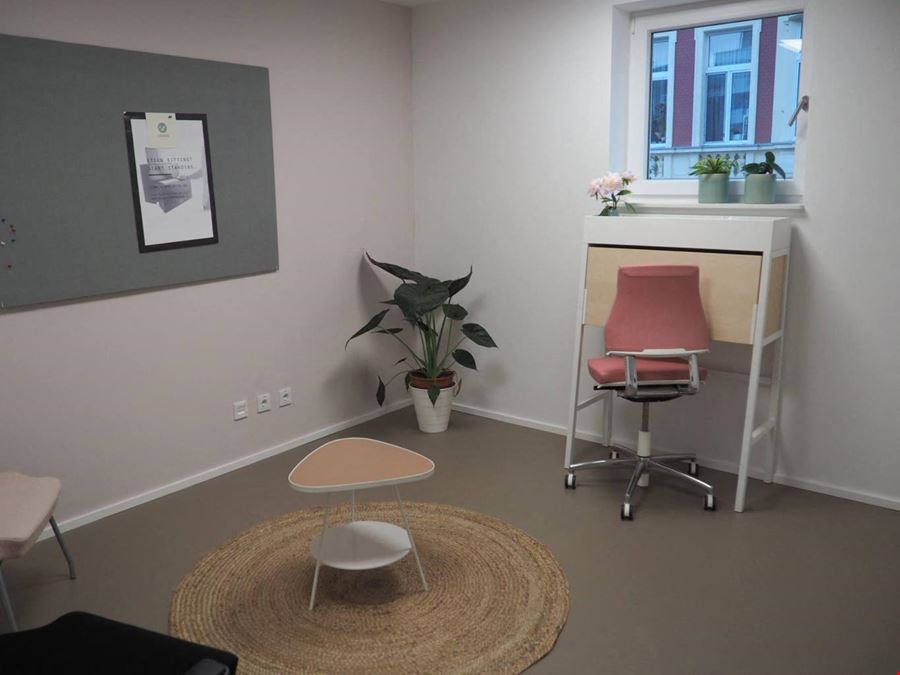 Cowoki Coworking Plus