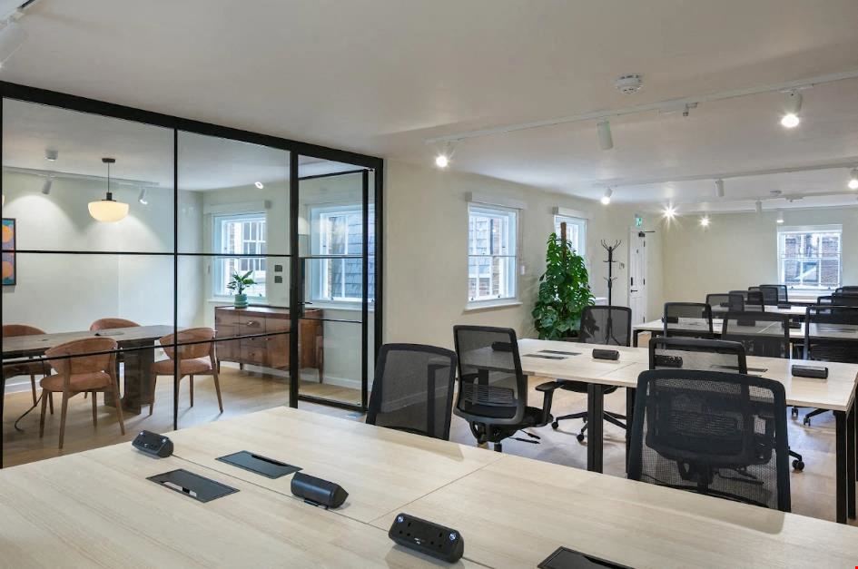 Spacemade - Elmtree 19 Portland Place