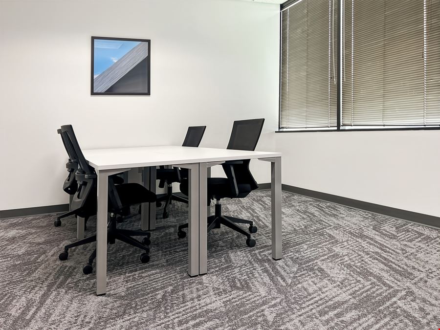 CA, Sacramento - 8880 Cal Center Drive