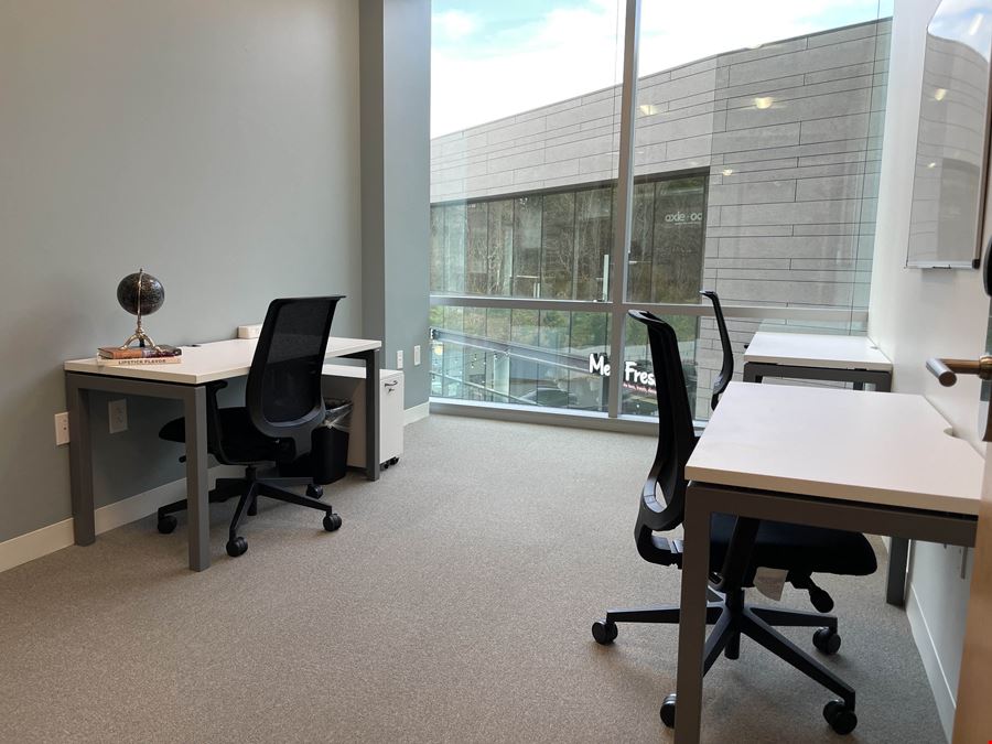 NC, Raleigh - Spaces Crabtree Terrace