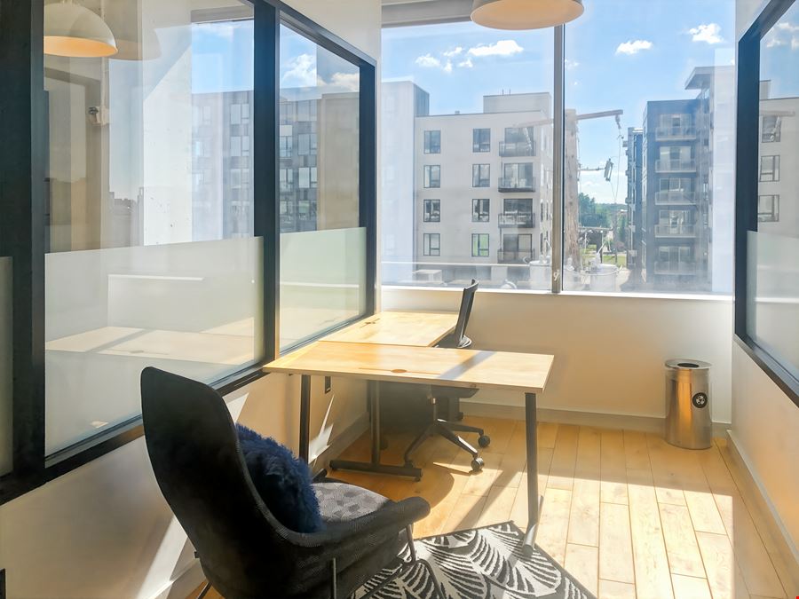 MN, Minneapolis - Lagoon Ave