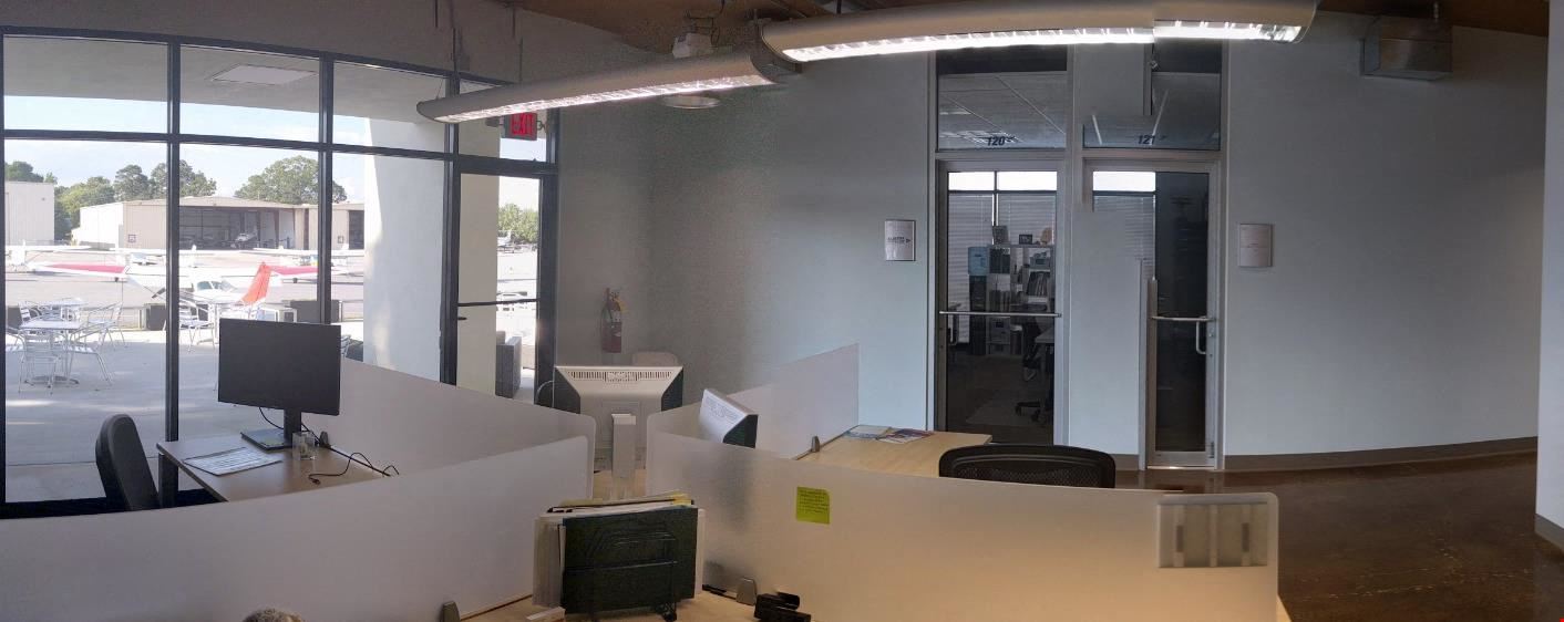 Private Desk