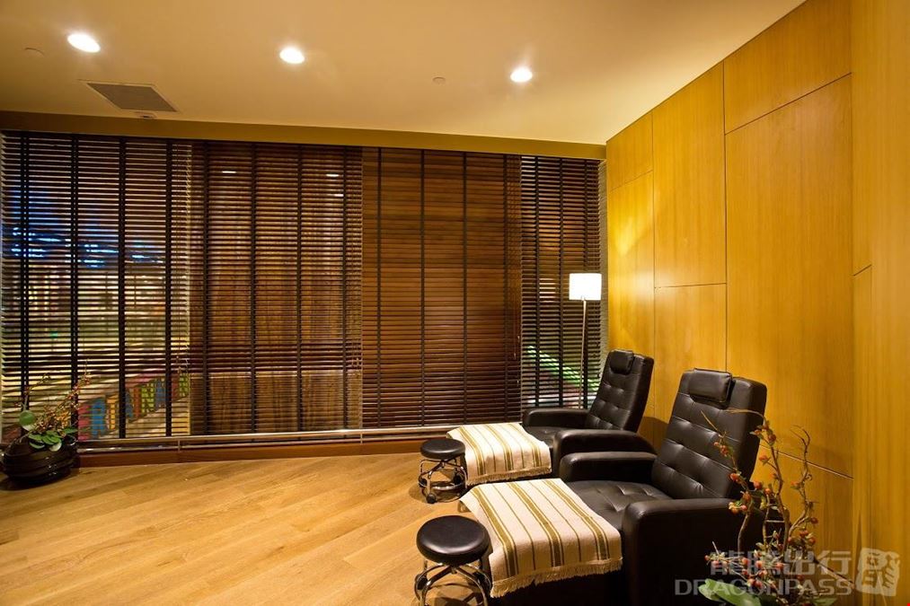 Ambassador Transit Lounge Changi Airport Terminal 2