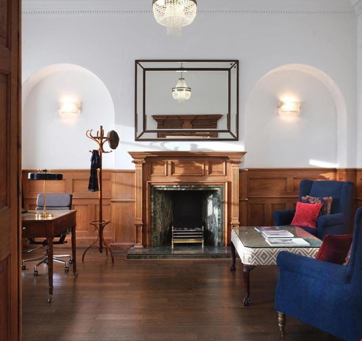 Halkin - 16 Hanover Square