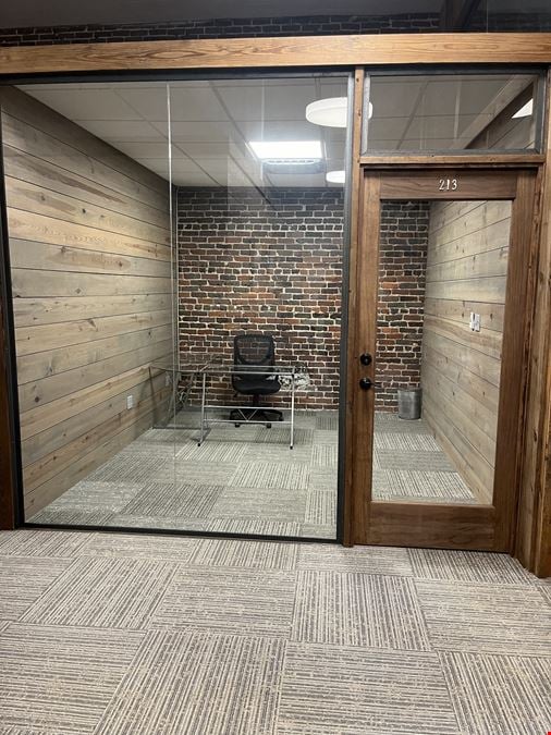 Private Office 210