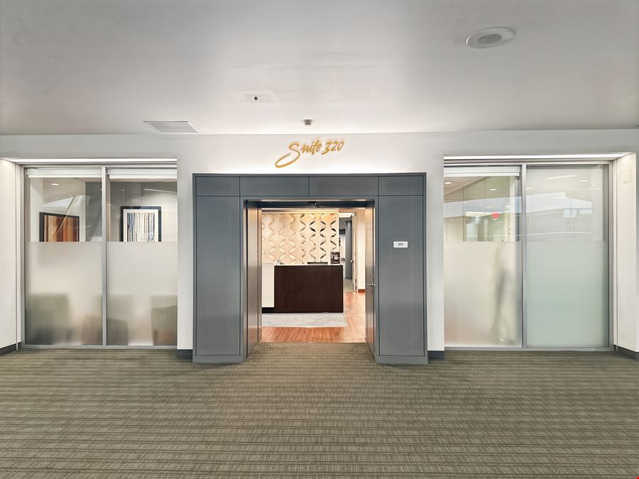 CA, Santa Clara - Techmart Center