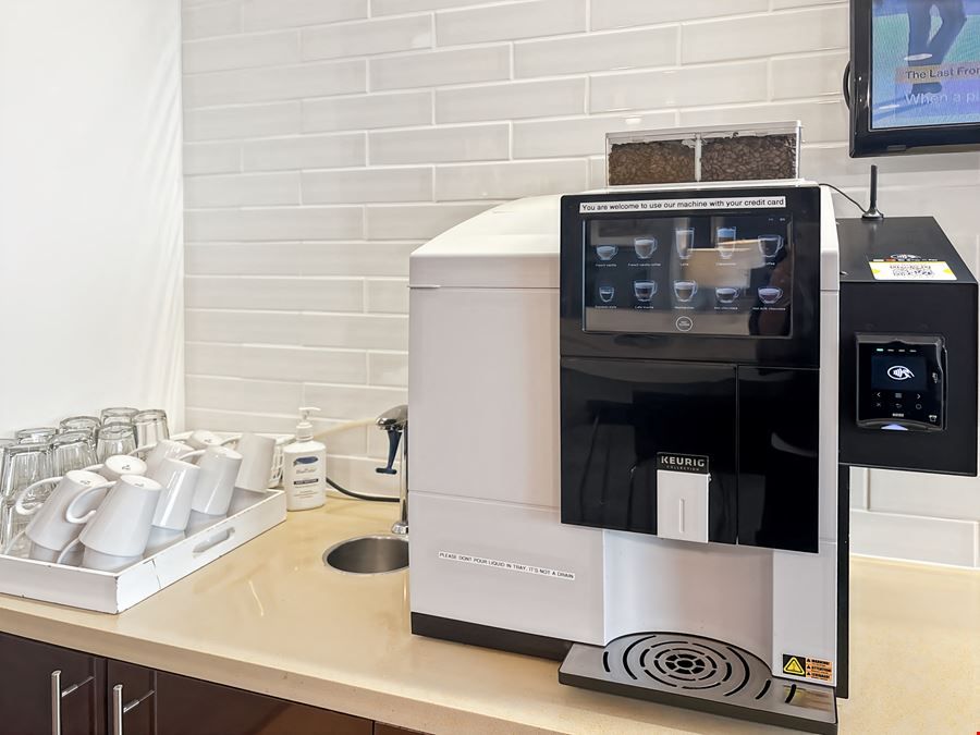 AZ, Scottsdale - Scottsdale Financial Center III