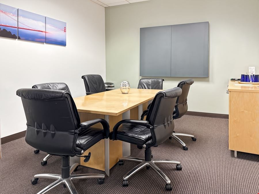 CA, San Ramon - Crow Canyon Plaza