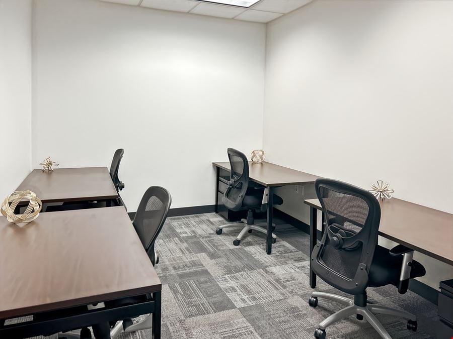 Regus - Newport News - Oyster Point