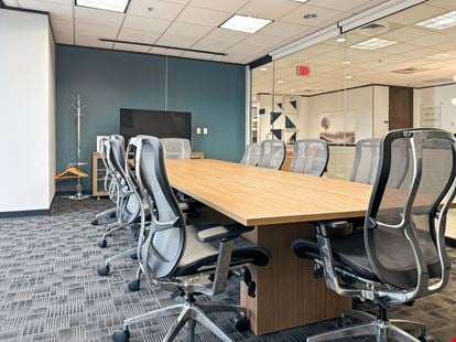 LA, New Orleans - Energy Centre Building