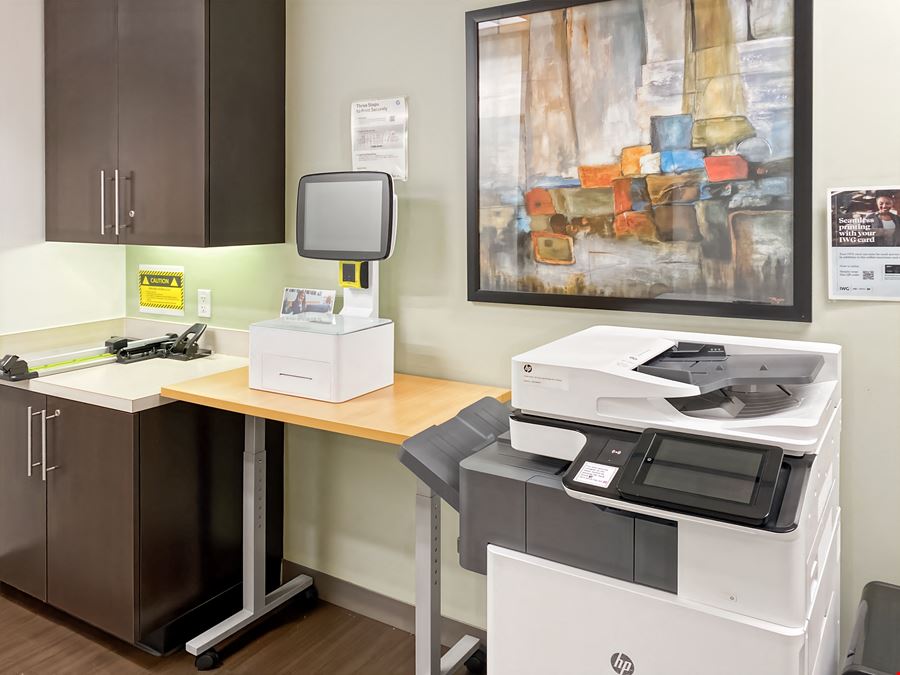 Regus - The Woodlands - Timberloch Place